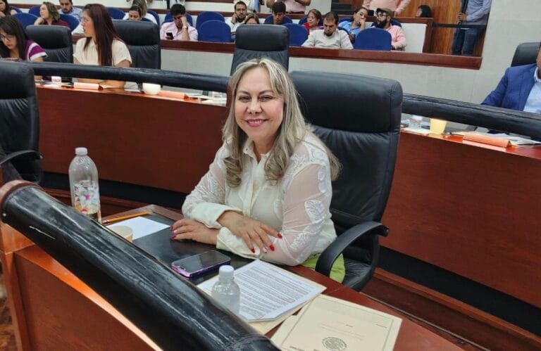 Salvemos el tejido social creando la secretaría de la familia: SRM