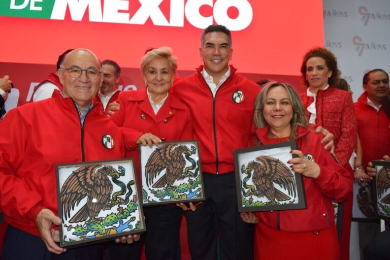 PRI presenta a sus “Defensores de México” en SLP rumbo a 2027.