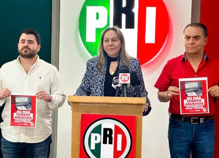 PRI propone eliminación de comisiones bancarias.