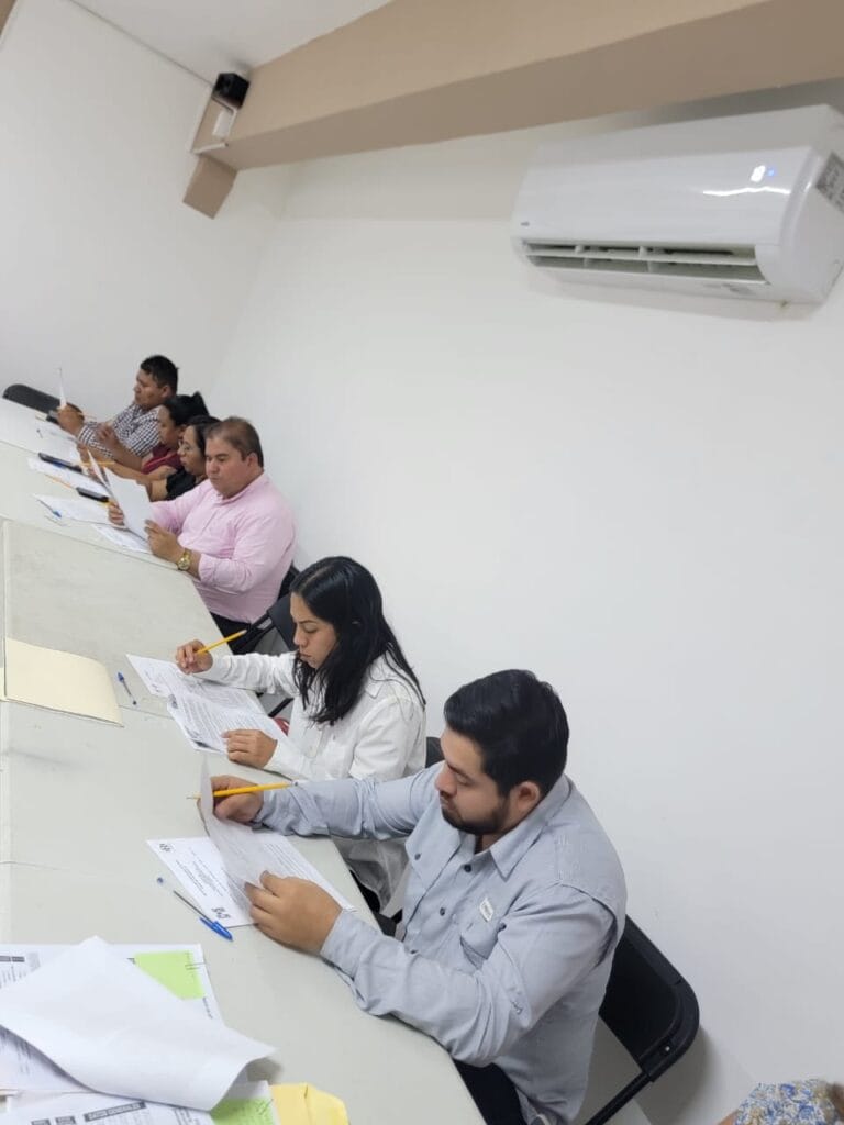 IRH aplica examen a quienes aspiran a dirigir comités municipales.