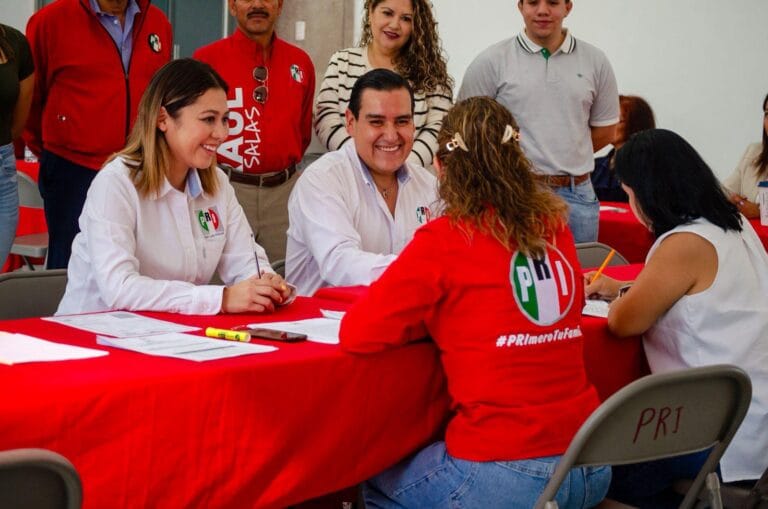 Realiza PRI registro de candidaturas a comités municipales.
