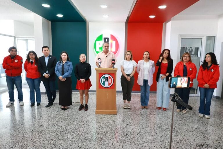 Inflación golpea sin tregua: familias mexicanas pagan el costo de una economía fuera de control.